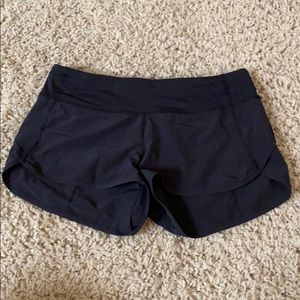 Lululemon Shorts size 6